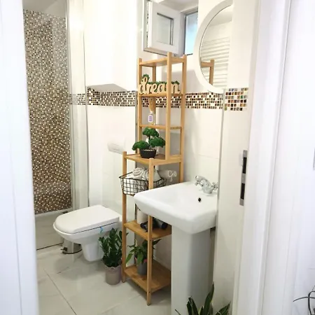 Old Town Cozy Nest Apartment